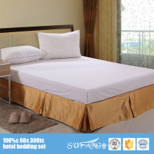 Tissus décoratifs de haute qualité d&#39;hôtel cinq plis 5 étoiles hôtel 100% hôtel de polyester ajusté jupe de lit